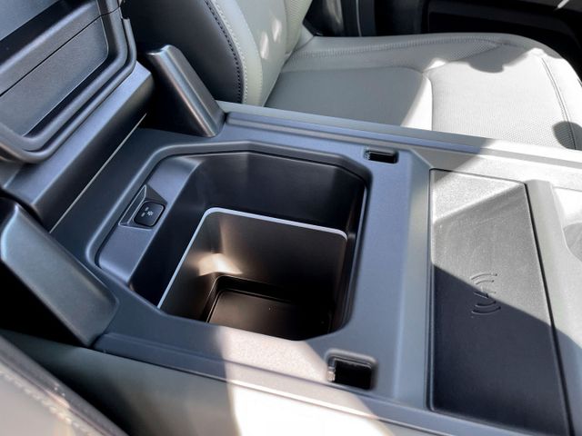 Land Rover Defender 110 X-Dynamic SE D250+Pano+AHK+ACC+MY25