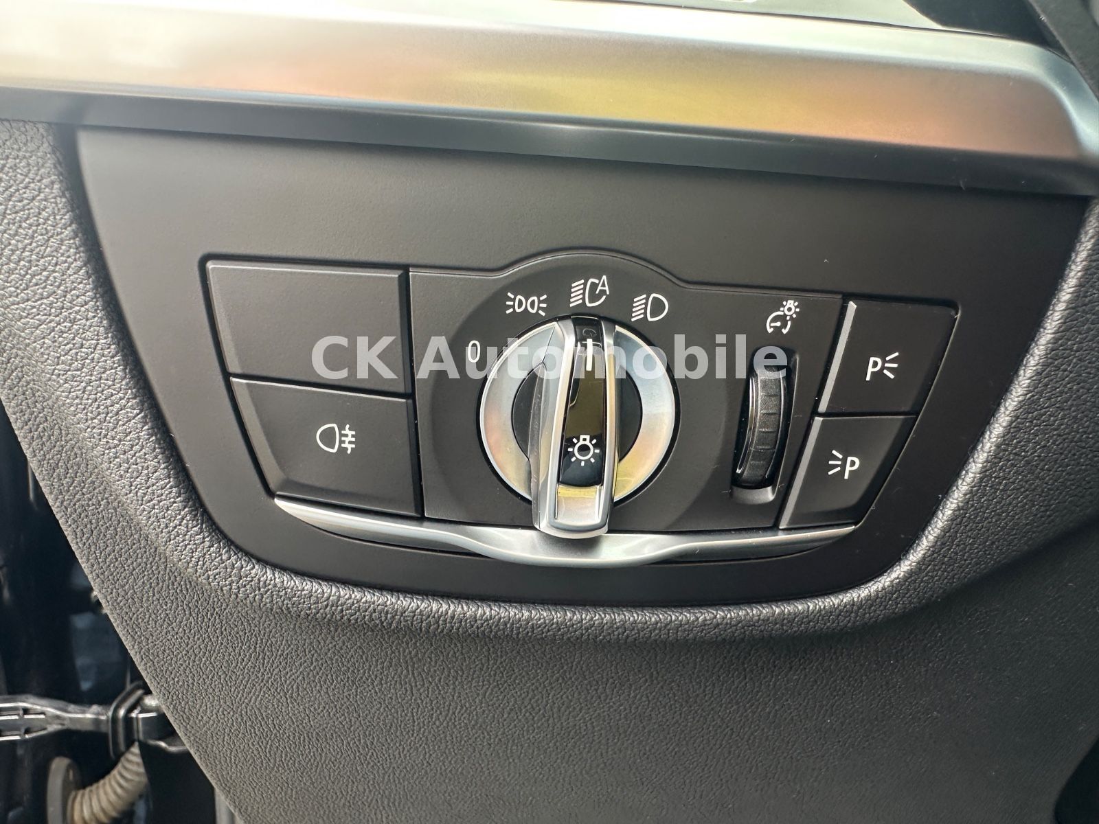 Fahrzeugabbildung BMW X3 xDrive20i Advantage/Navi/Head-Up/LED/Kamera