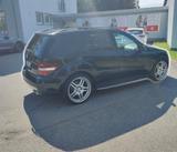Mercedes-Benz ML 320 CDI 4MATIC -AMG Optik 