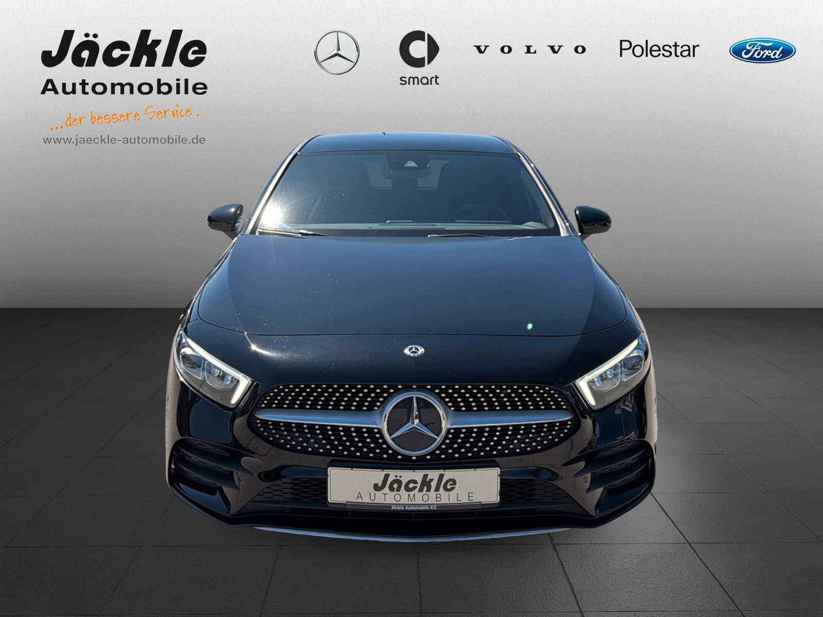 Fahrzeugabbildung Mercedes-Benz A 180 AMG Line, PARK-PAKET