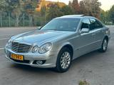 Mercedes-Benz E 200 KOMPRESSOR ELEGANCE Elegance - gebrauchte Mercedes-Benz E 200 aus dem Jahr 2008