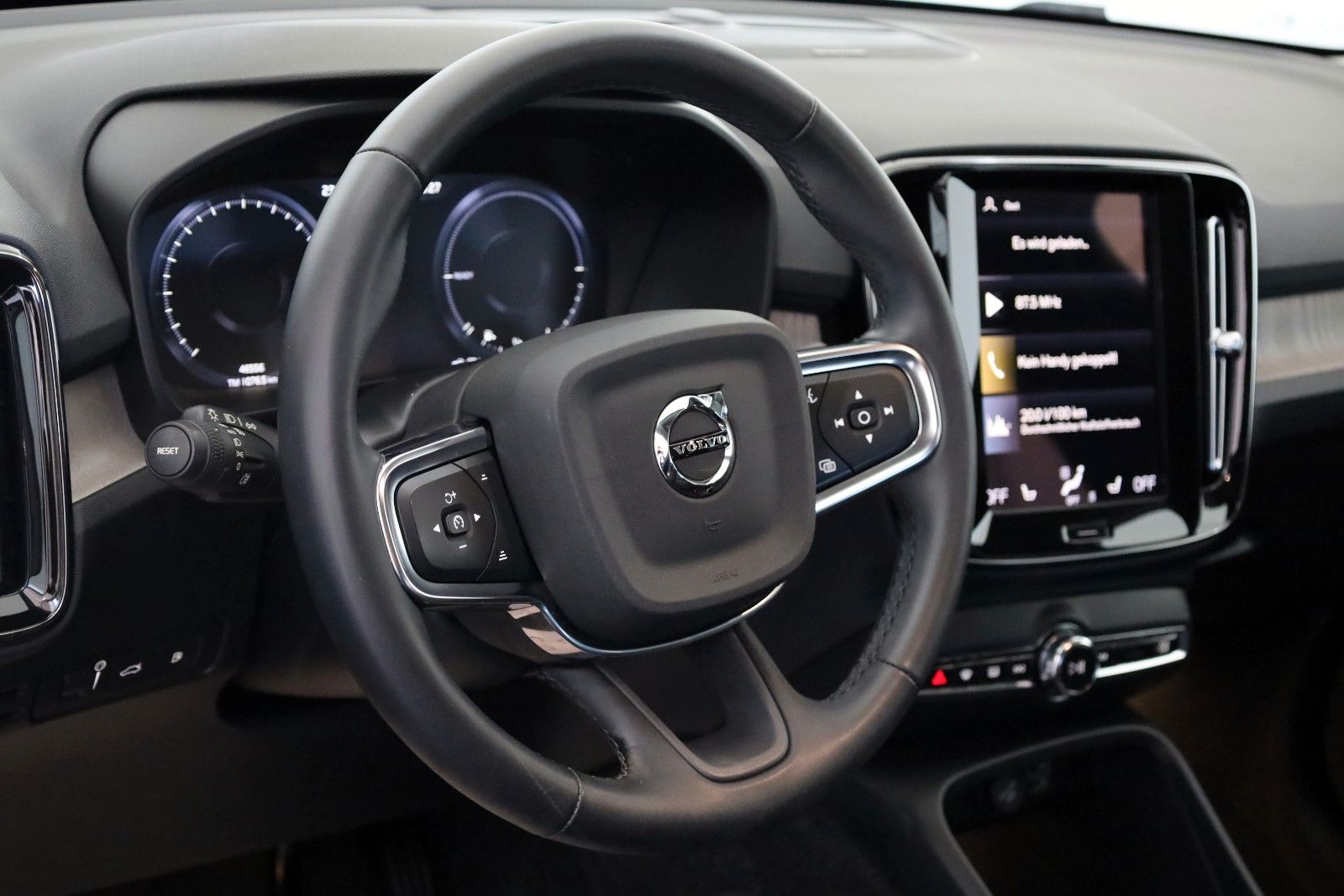 Fahrzeugabbildung Volvo XC40 Inscription T4,Leder,Navi,LED,SH,Kamera,H&K