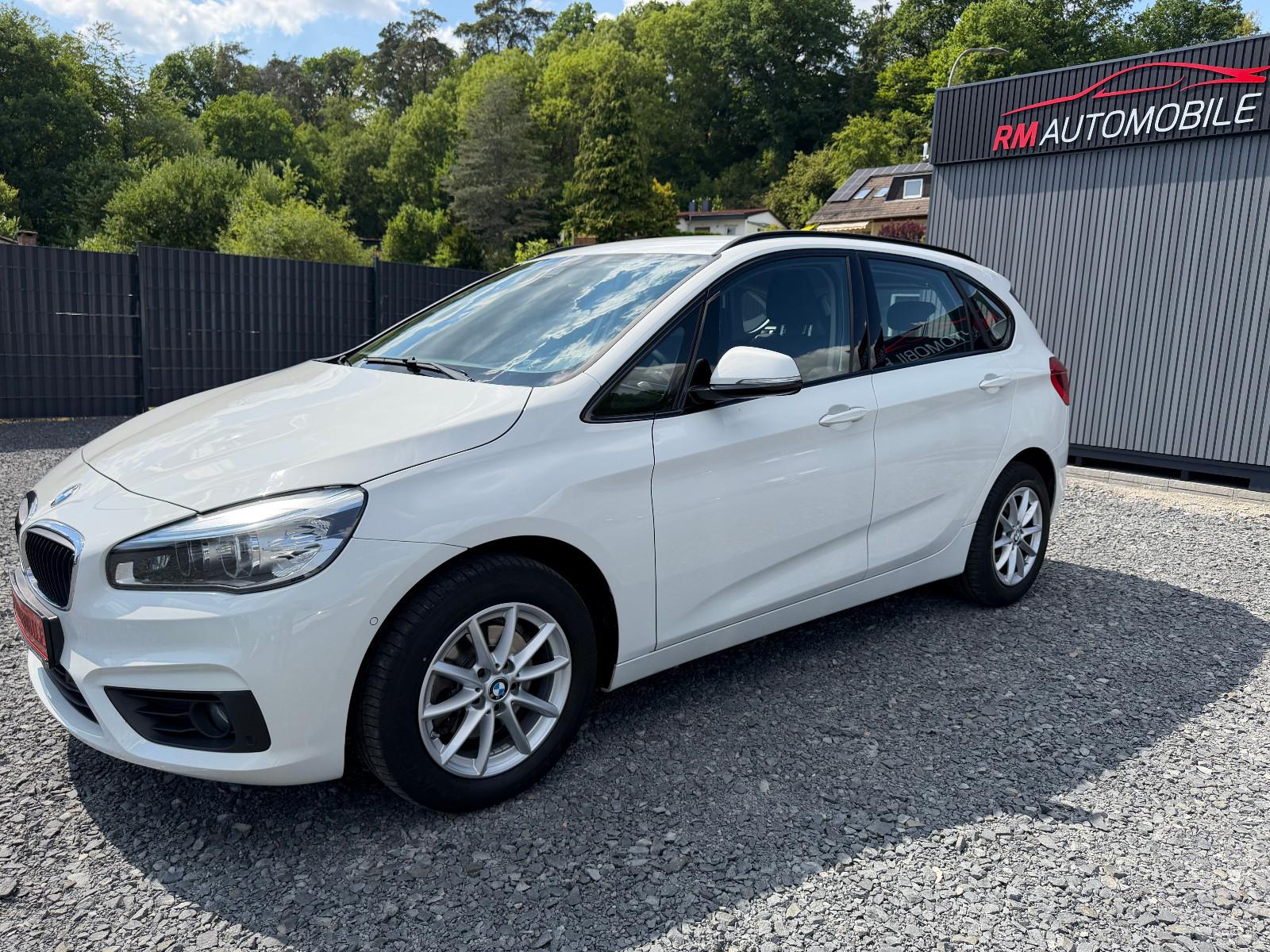 BMW 218d Active Tourer  LED/NAVI/TEMPO