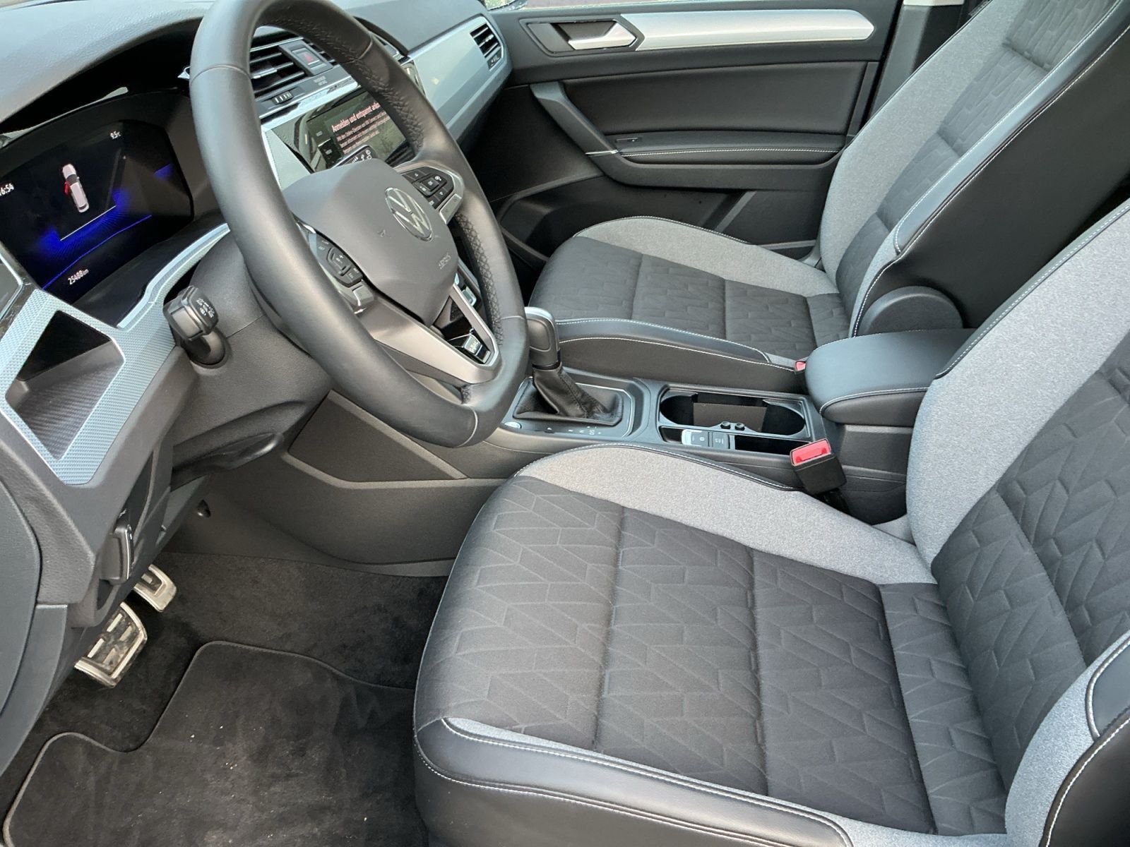 Volkswagen Touran - Bild 12