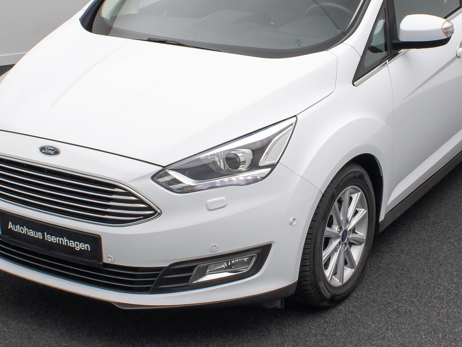 Fahrzeugabbildung Ford C-MAX Titanium Kamera HiFi Komfort Tempomat Navi