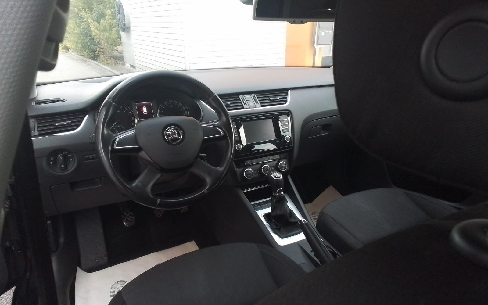 Skoda Octavia 2014 — photo 9