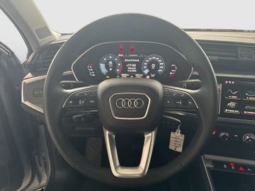 Audi Q3 - 12