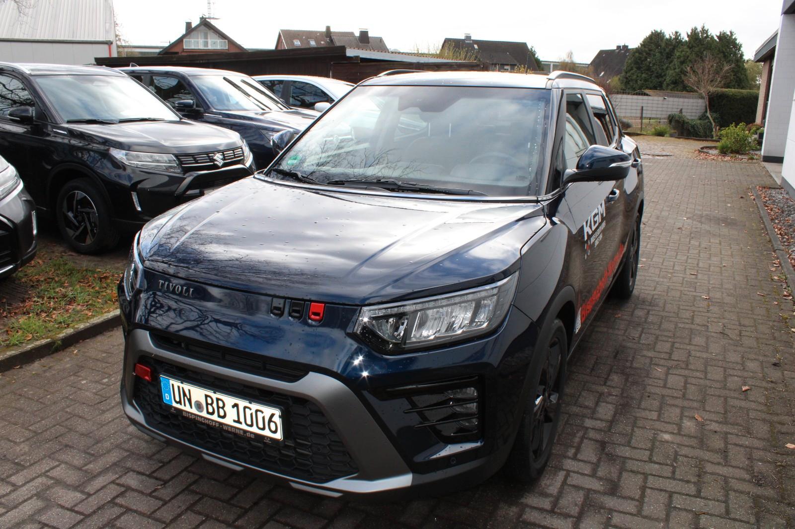 KGM Tivoli Black 1,6/AT 2WD