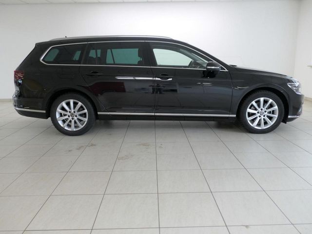 Passat Variant 2.0 TDI DSG Elegance Bluetooth