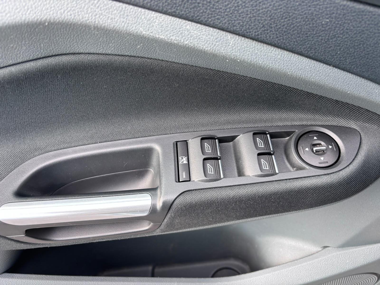 Ford C-MAX 2012 — фото 20