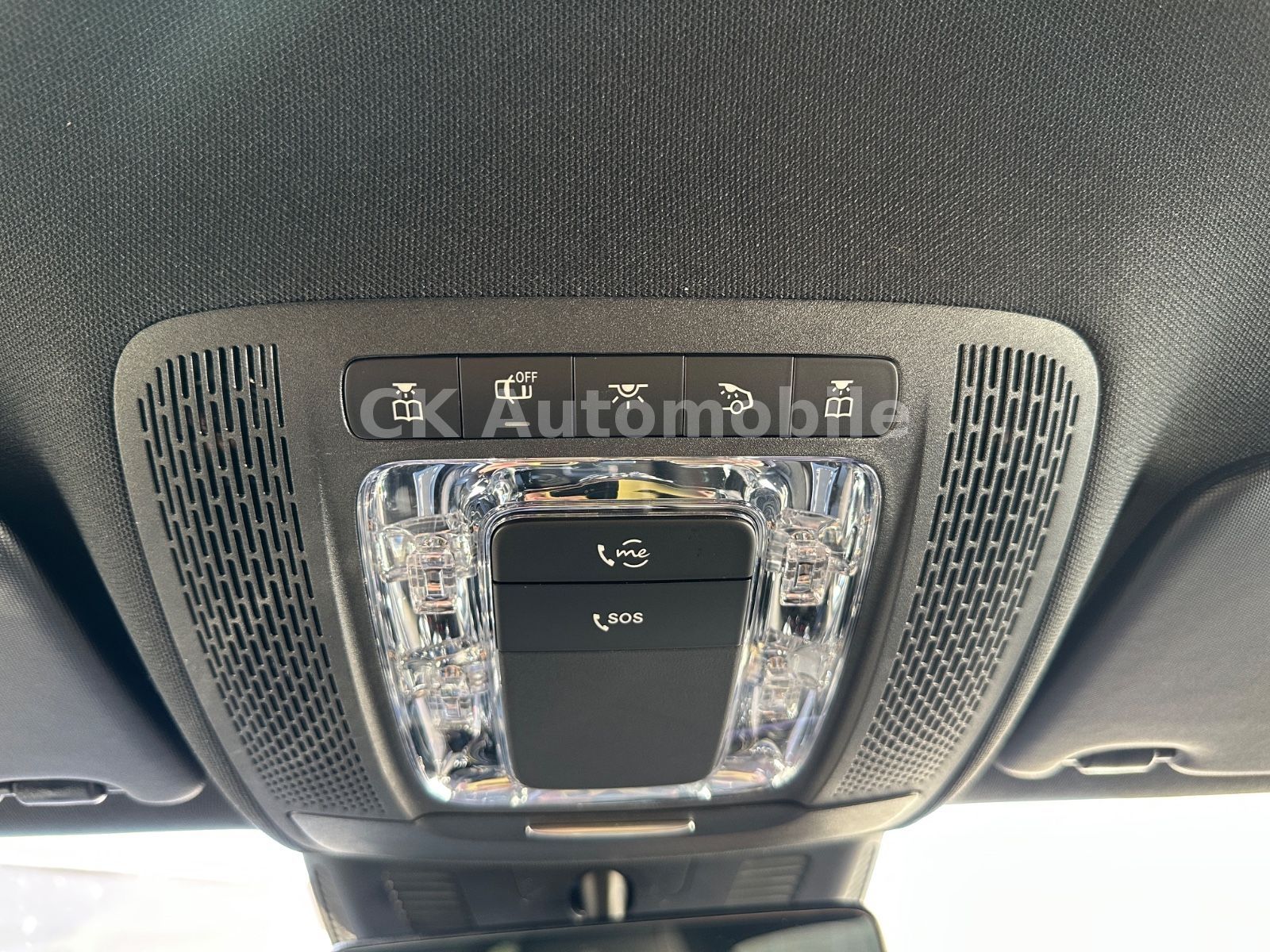 Fahrzeugabbildung Mercedes-Benz CLA 200 AMG-Line/Night-Paket/Navi/LED/AHK