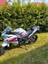 Honda CBR 125R - HONDA KLEINKRAFTRAD