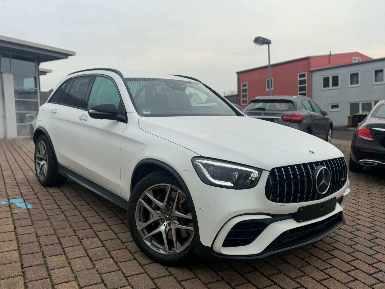 Mercedes-Benz GLC 63 AMG 4M+360°+LED+RFK+AGR+8-Fach+LEDER