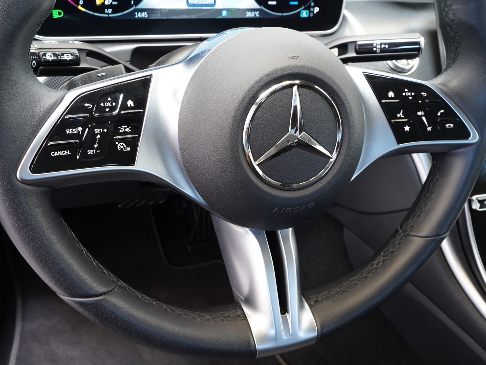 Fahrzeugabbildung Mercedes-Benz C 200 T d 2x Avantgarde LED/NAVI/MBUX/KAMERA