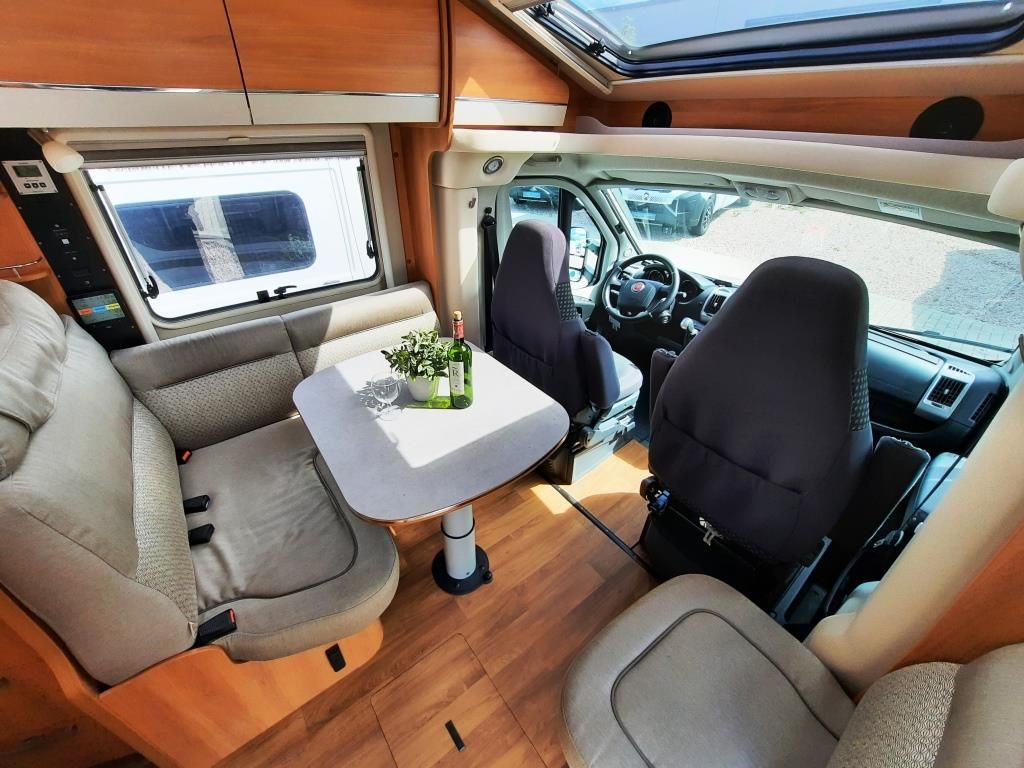 Fahrzeugabbildung HYMER / ERIBA / HYMERCAR Tramp SL 588 Nur Händler & Gewerbe