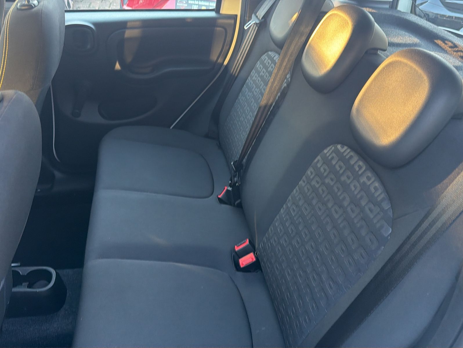 Fahrzeugabbildung Fiat Panda Mild-Hybrid, Klima, ab 144,- € i. M.