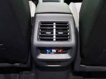 Volkswagen Tayron 1.5 eTSI 110 kW Life 7-Sitze AHK