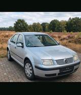 Volkswagen VW Bora 1.6 Basis - Volkswagen Bora: Basis