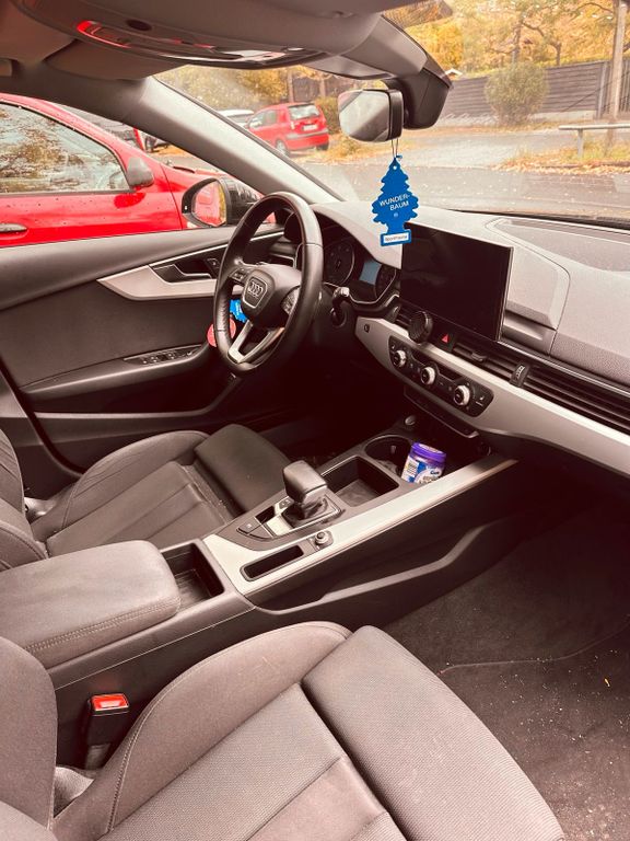 Image of Audi A4