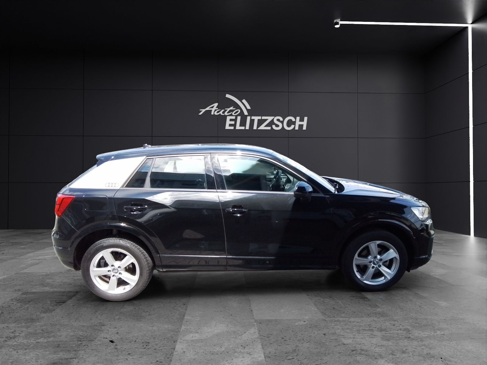Fahrzeugabbildung Audi Q2 30 TFSI sport LED NAVI SOUND PDC SHZ LM