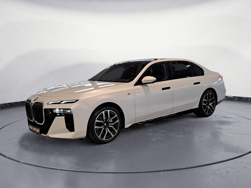 BMW 740