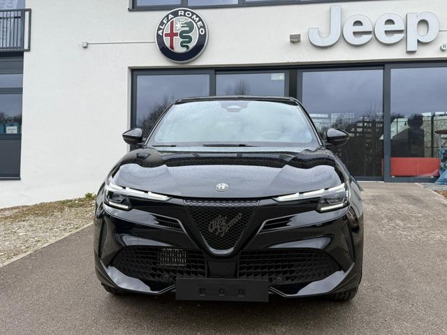 Alfa Romeo Junior Ibrida 1.2 VGT 48V-Hybrid 107 kW Ti