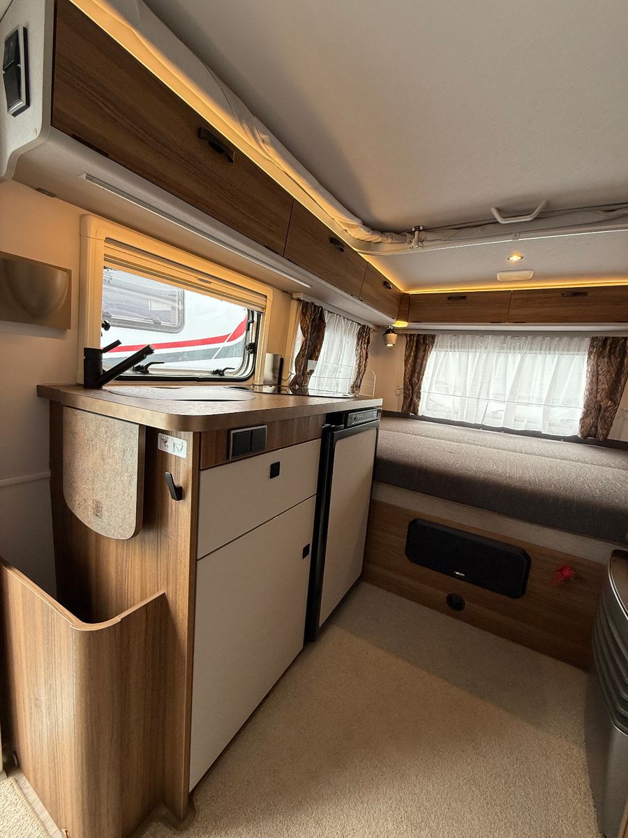 Fahrzeugabbildung HYMER / ERIBA / HYMERCAR Touring 530 - 1.Hand - Vollausstattung!