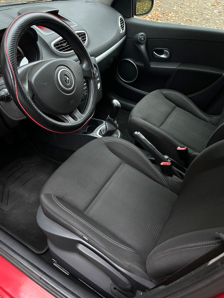 Renault Clio 2009 — photo 7
