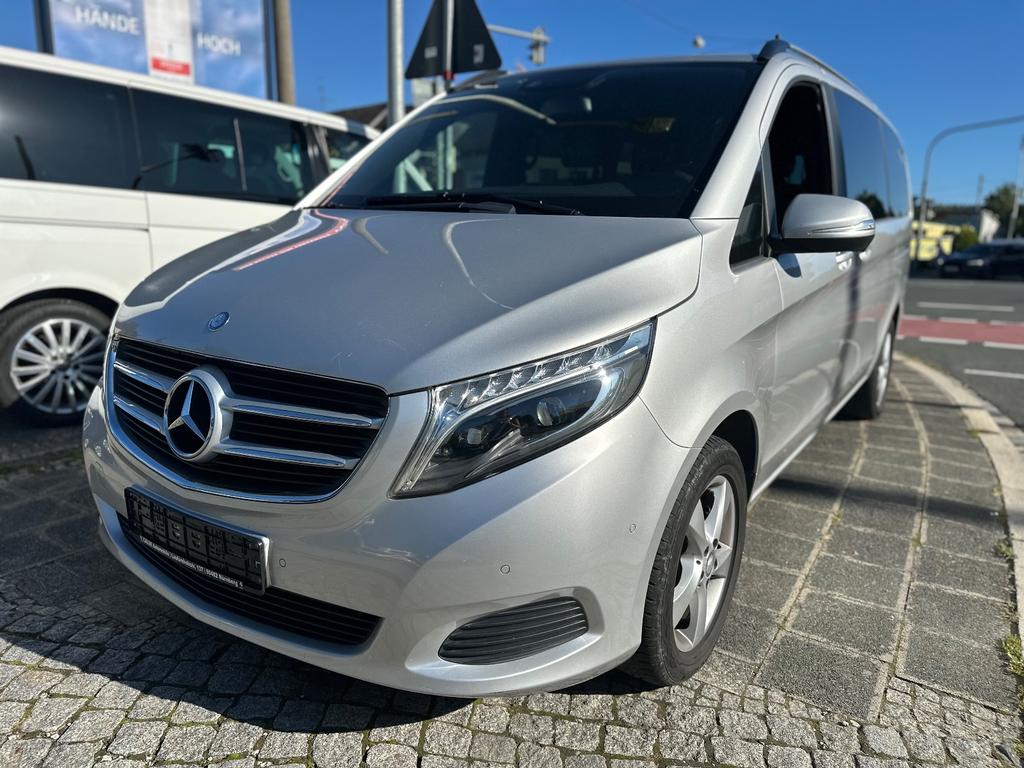 Mercedes-Benz V 220