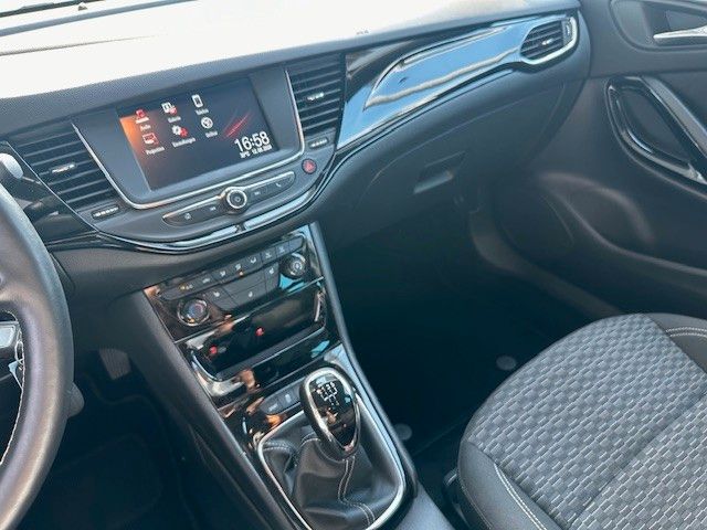 Fahrzeugabbildung Opel Astra K  ON 1.0l 105PS IntelliLink/PDC!