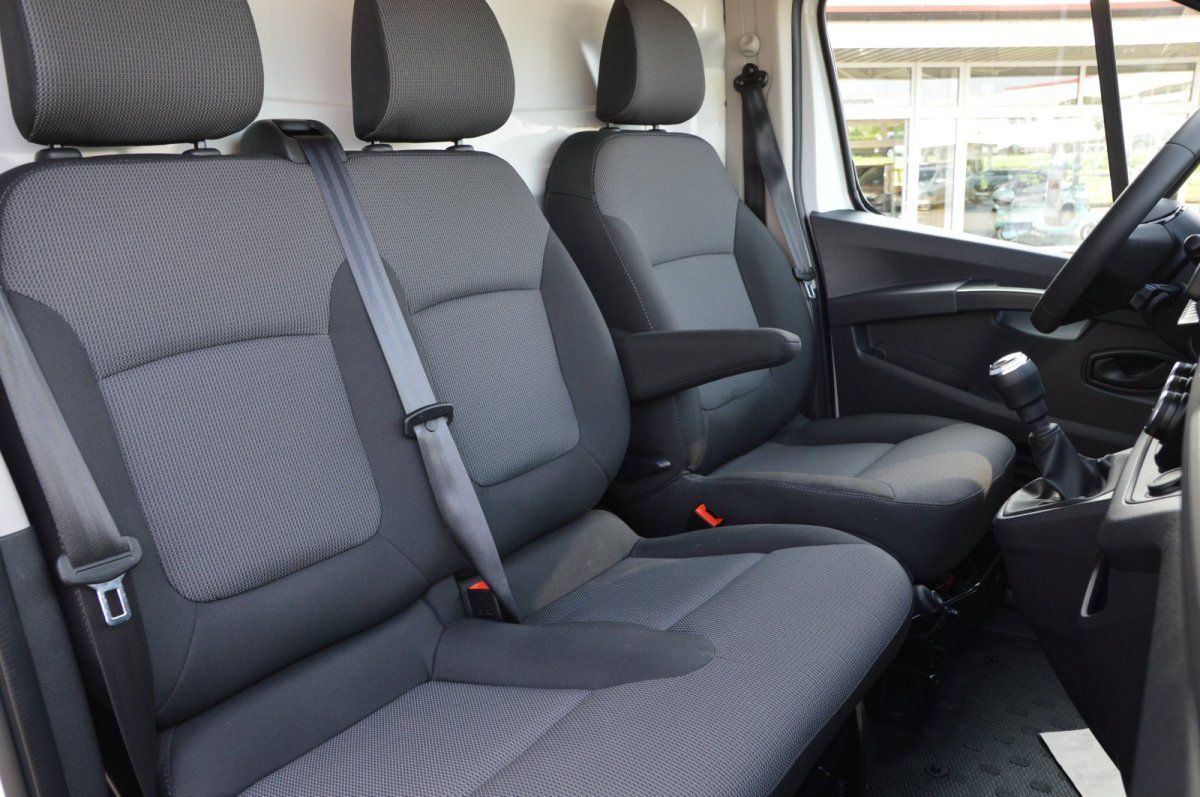 Fahrzeugabbildung Renault Trafic Kasten   L2H1 Komfort Ganzjahresr. LED