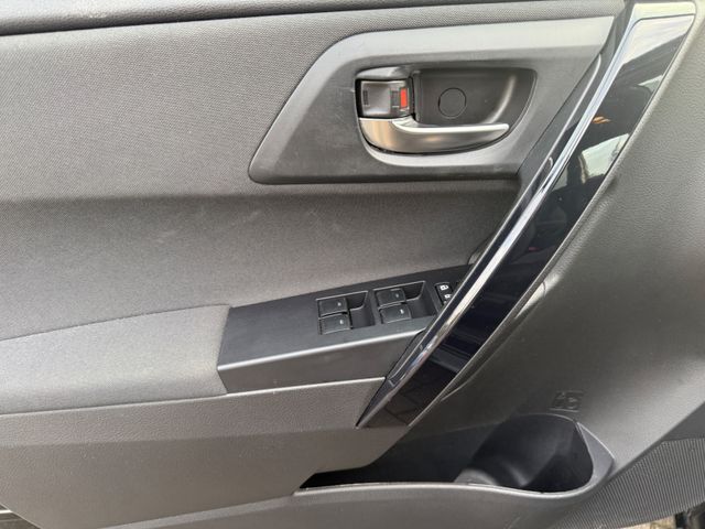 Toyota Auris  Touring Sports Design Edition