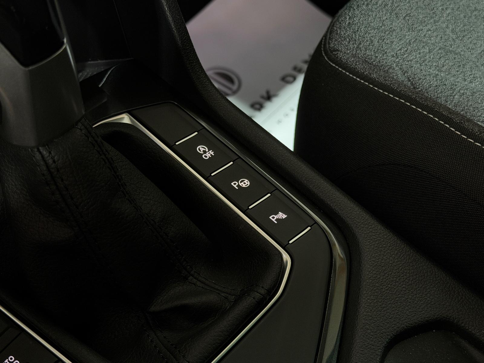 Volkswagen Tiguan Move/IQ.DRIVE/KAM/AMBIENTE/SHZ+HINTEN/ACC