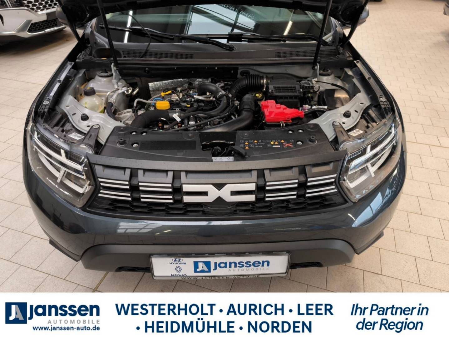 Fahrzeugabbildung Dacia DUSTER Essential TCe 100 ECO-G