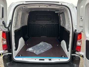 Fotografie 10 des Opel Combo Cargo 1.5 Diesel M