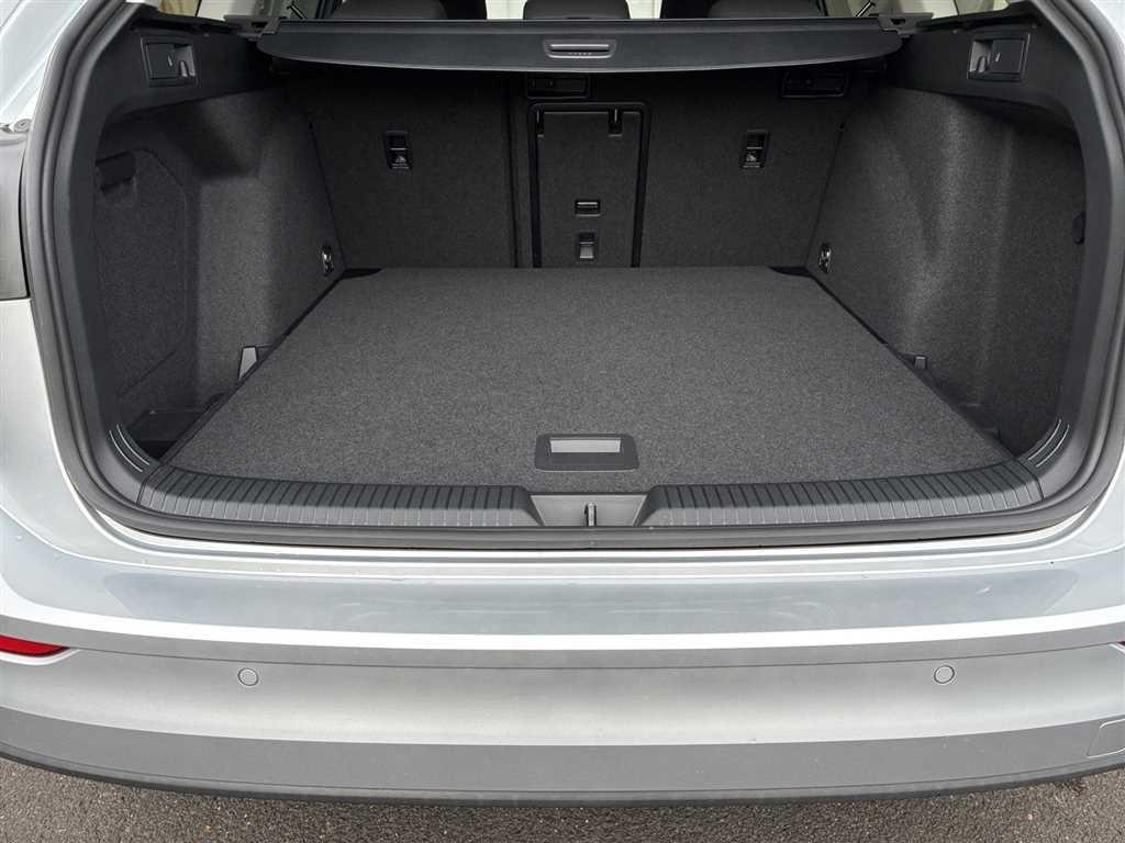 Volkswagen Golf Variant Life 2.0 TDI Winterpaket Standhz