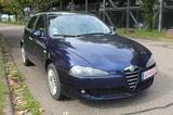 Alfa Romeo 147 1.6 16V TS Distinctive - gebrauchte Alfa Romeo 147 aus dem Jahr 2005