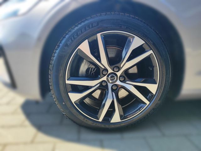 VOLVO V60 B4 (Bild 9 von Array)