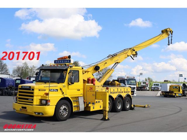 Scania T143 E V8 8X4 Wrecker Rotator Falkom Century 151