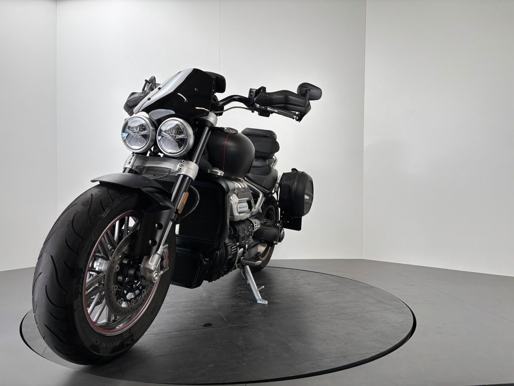 Fahrzeugabbildung Triumph ROCKET 3 GT *SEITL. KZH *TOP-ZUSTAND *2. HAND