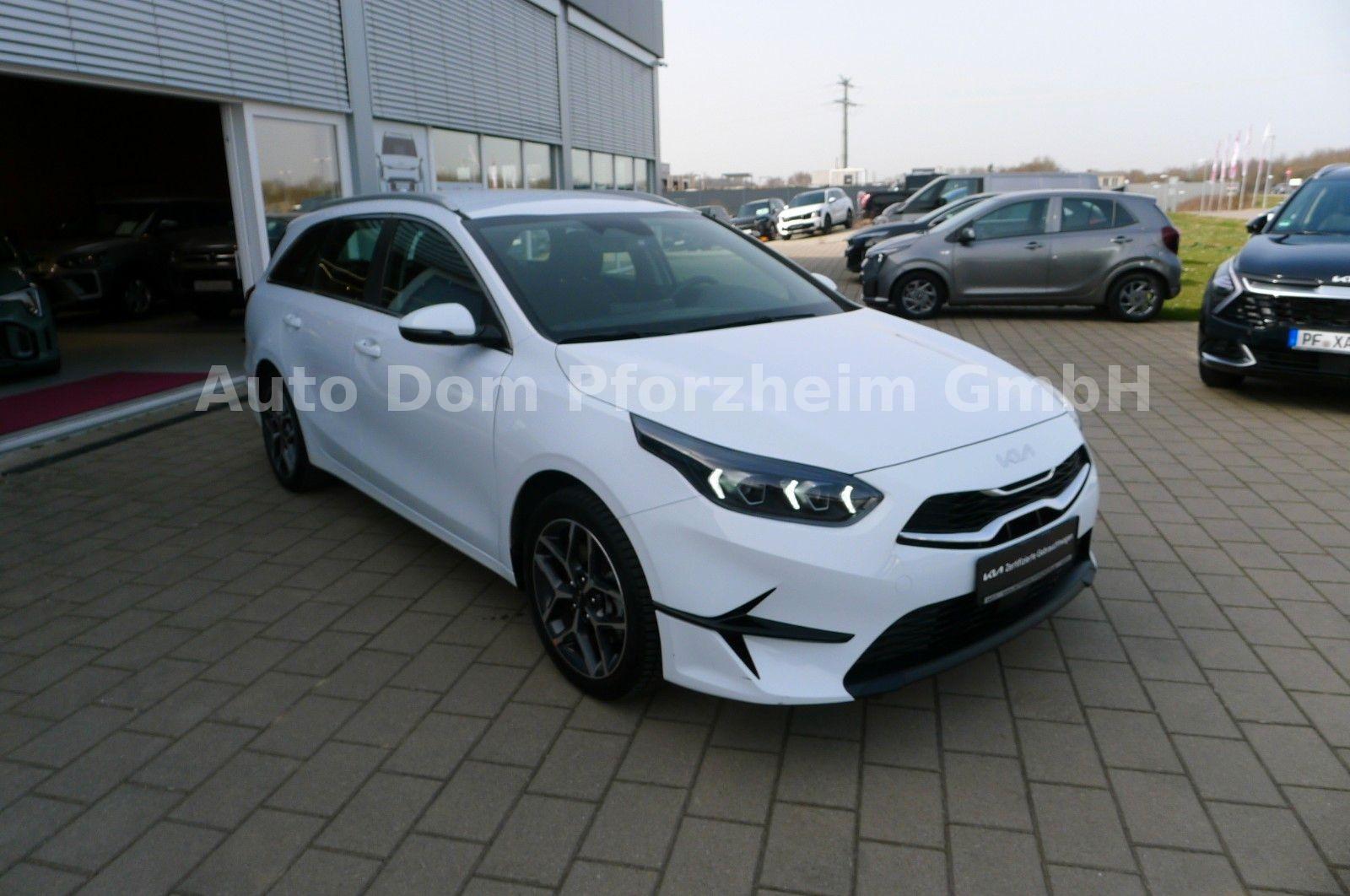 Kia CEED SW 1,5T DCT Spirit /UVO/NAVI/Kamera/LED