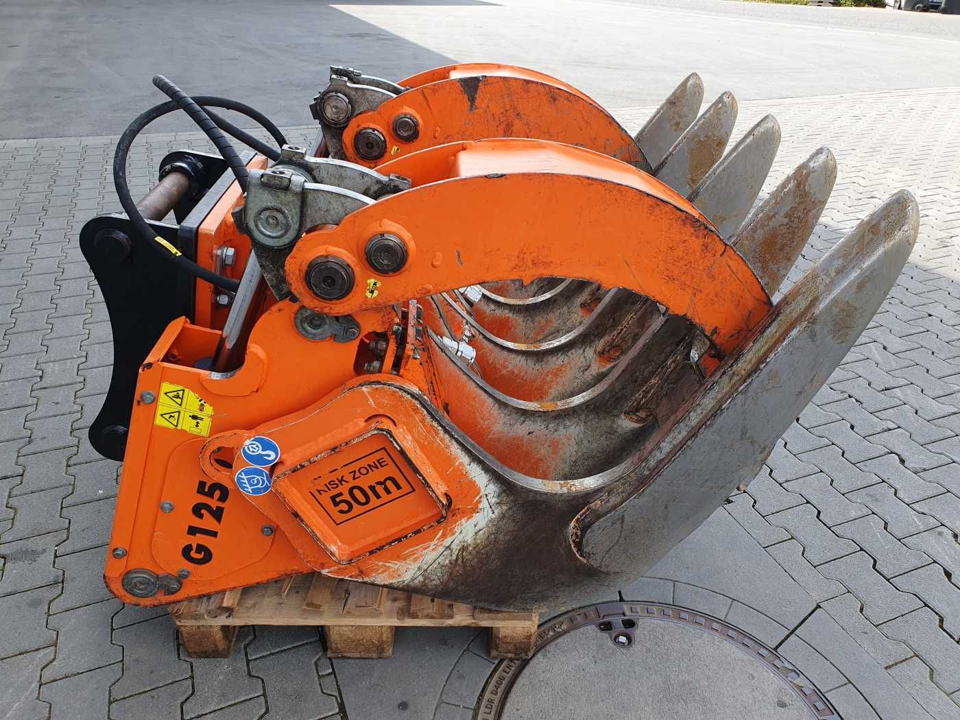 Fahrzeugabbildung Andere Westtech G1250 Roderechen Greifarme / S60 / 2021
