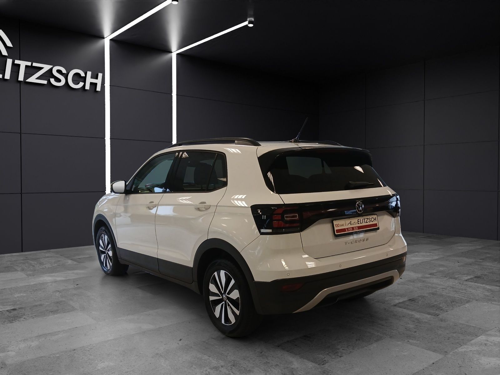 Fahrzeugabbildung Volkswagen T-Cross TSI Move RFK AHK App-Co. SHZ ACC Climatr