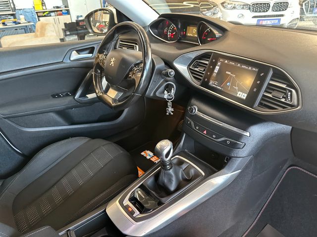 Peugeot 308 SW Allure *TEMPO*NAVI*PDC*KLIMAAUTO*