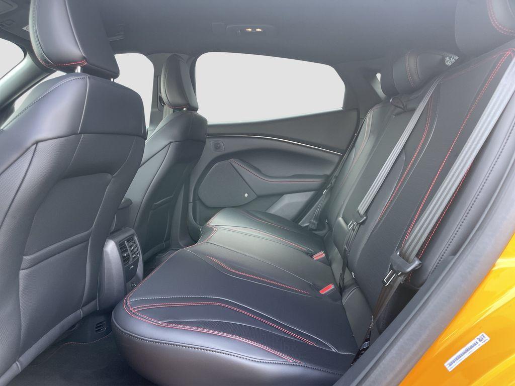 Ford Mustang Mach-E 75 kWh AWD Technologie-Paket 1
