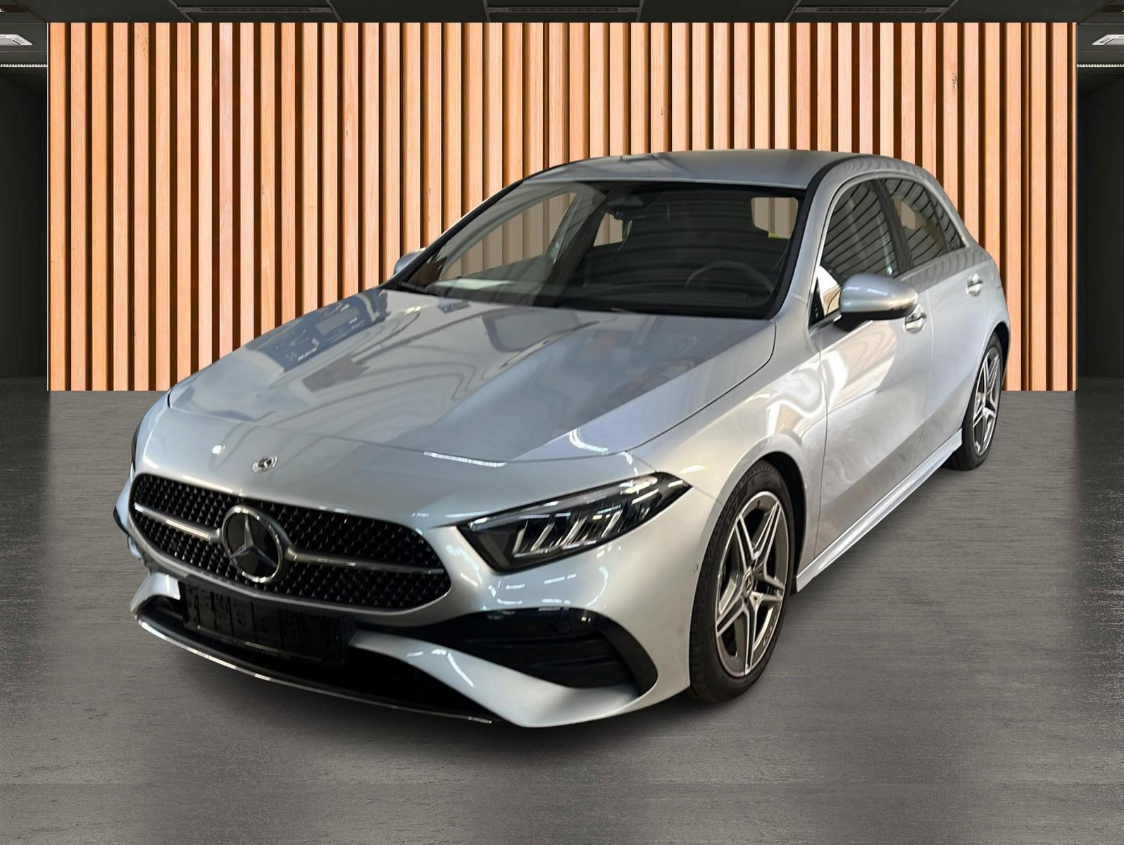 Mercedes-Benz A-Class AMG Line 7G Tronic*Navi*DAB*KeyGo*MBUX*, миниатюра 2