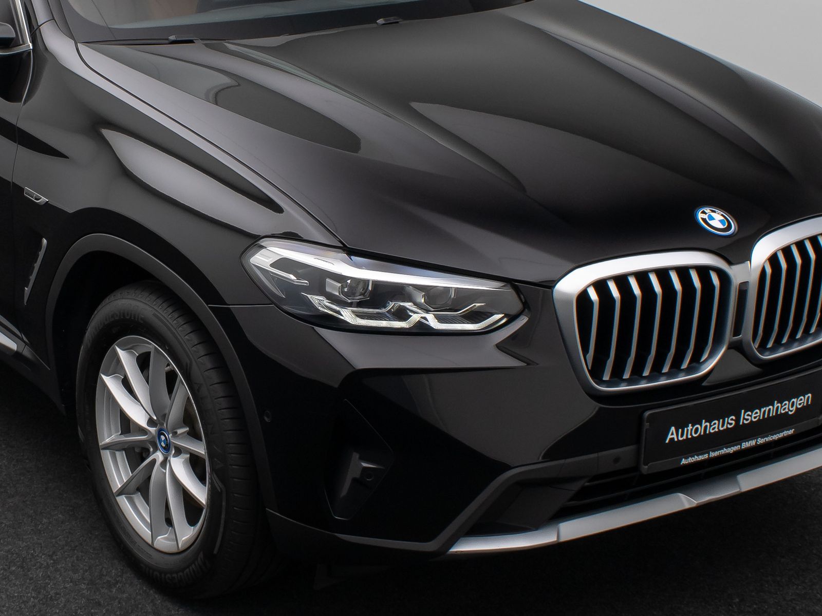 Fahrzeugabbildung BMW X3 xD30e Kamera DAB Sportsitz AHK Leder 18Zoll