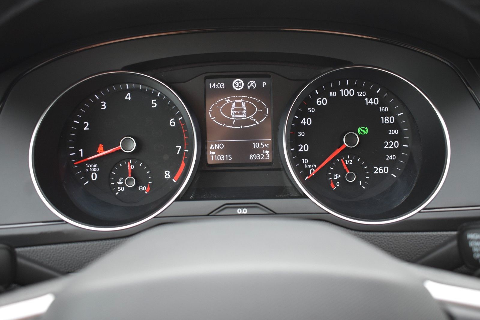 Fahrzeugabbildung Volkswagen Passat Variant Conceptline DSG AHK LED