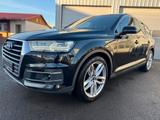 Audi Q7 3.0 TDI quattro/sehr reiche Austattung - Audi Q7 in Magdeburg