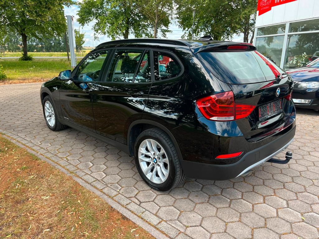 BMW X1 xDrive18d Sport Line 1-Hand - Bild 5